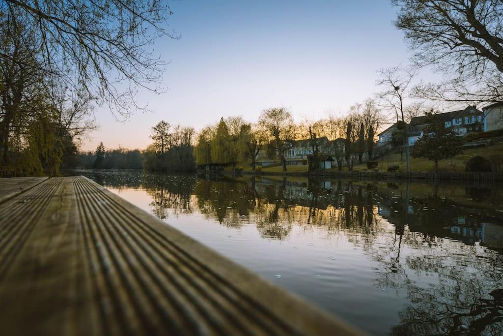 Le Chalet Du Bout Du Monde, En Bord De Riviere ! Grez-sur-Loing Buitenkant foto